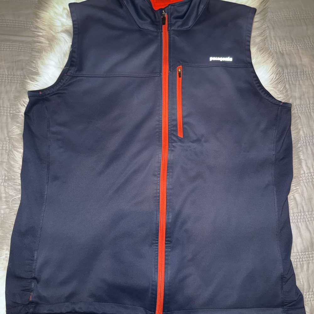 Patagonia Men's wind shield vest